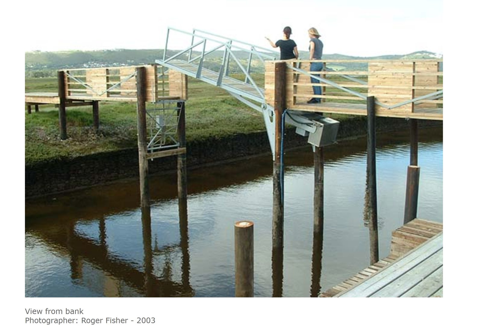 Counterweight Bridge, Thesen Island — raised position